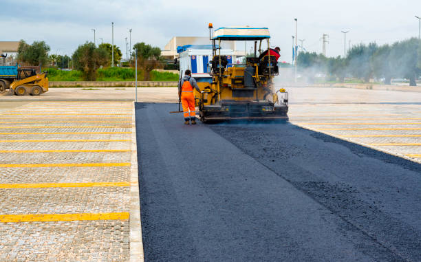 Best Decorative Driveway Pavers  in Yellville, AR