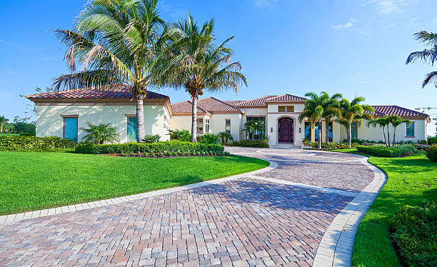 Best Driveway Resurfacing Pavers  in Yellville, AR